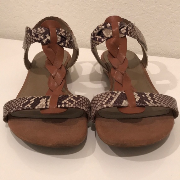 ecco sandals size 37